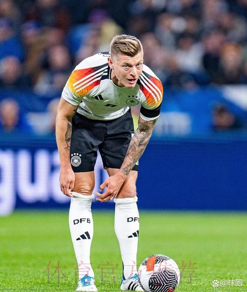 罗马诺:魔笛100%爱着皇马 能否留队取决于俱乐部 罗马诺:魔笛100%爱着皇马 能否留队取决于俱乐部